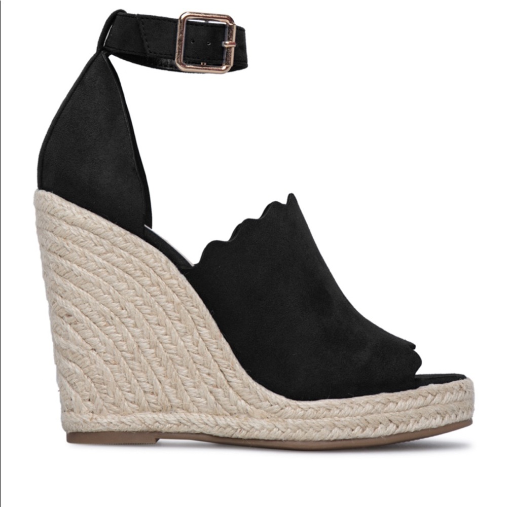 New pair of wedge - Picture 5 of 6